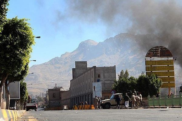 Yemen'de Sınır Tanımayan Doktorlar vuruldu