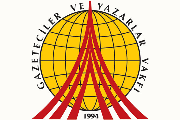 'Demokrasi ve hukukun üstünlüğü darbe almıştır'