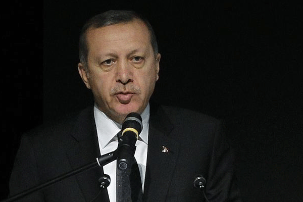 Erdoğan'ın 20 görüşmesi dinlenmiş!