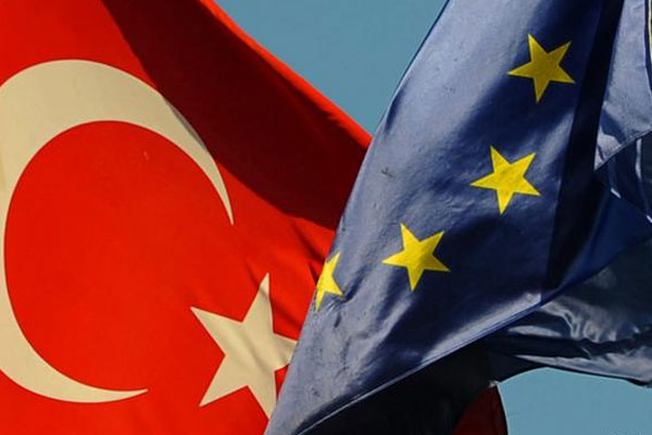 Alman Meclisi'nden Türkiye rahatsızlığı