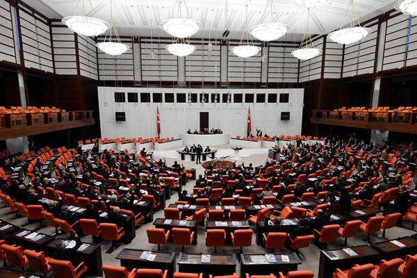 Hakkari'nin dünyayla bağlantısı kesik