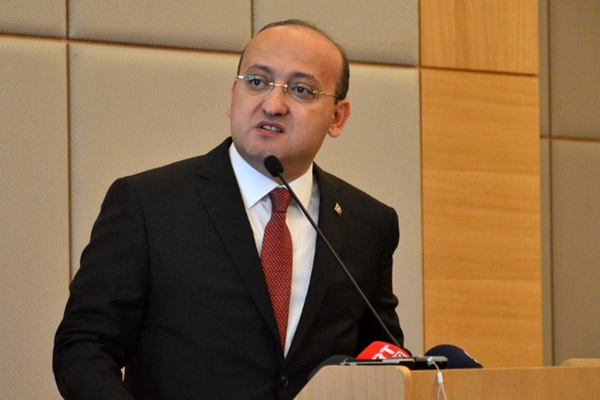 'Aziz milletimiz kimin ne ’mal’ olduğunu biliyor'