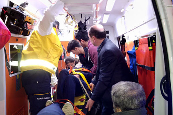 Sağlık ekipleri zor dakikalar yaşadı
