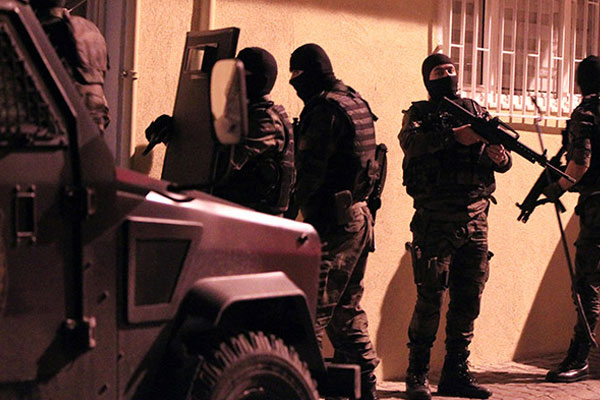 Bağcılar'da IŞİD'e yönelik operasyon