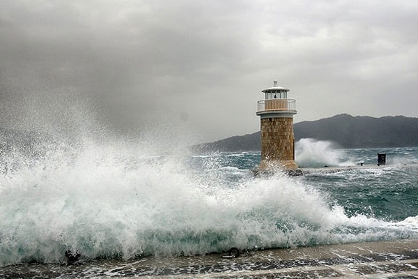 Meteoroloji'den şiddetli fırtına uyarısı