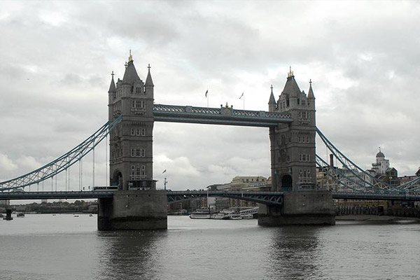 Londra'da camiye onay çıkmadı
