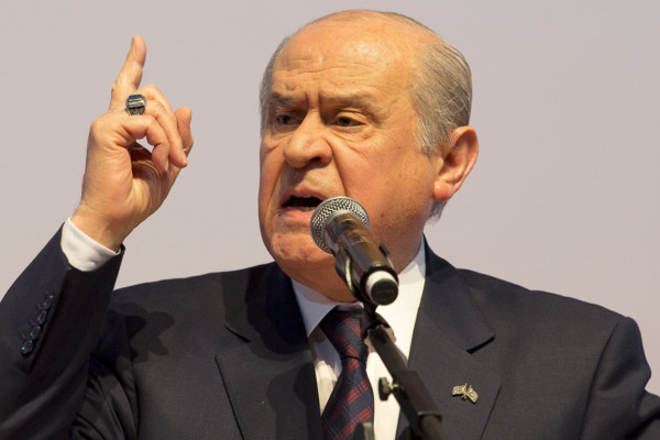 Bahçeli Twitter’dan gençlere seslendi