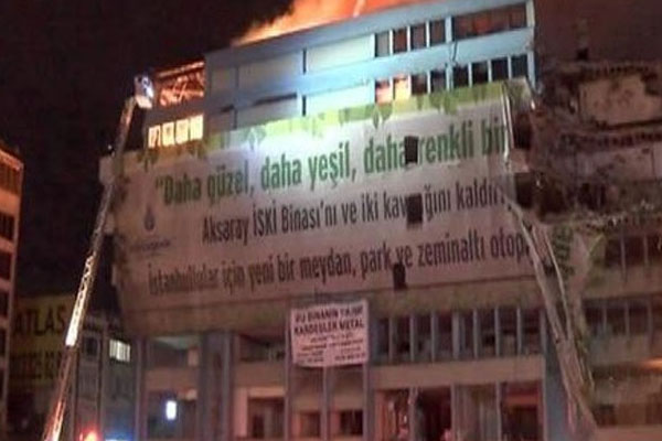 Eski İSKİ binasında yangın!