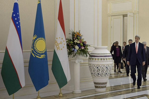 Kerry, 'C5+1' toplantısına katıldı