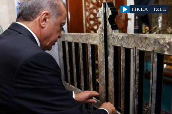 Erdoğan Eyüp Sultan'da Kur'an okudu