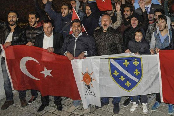 İslam dünyası AK Parti'nin zaferini kutladı