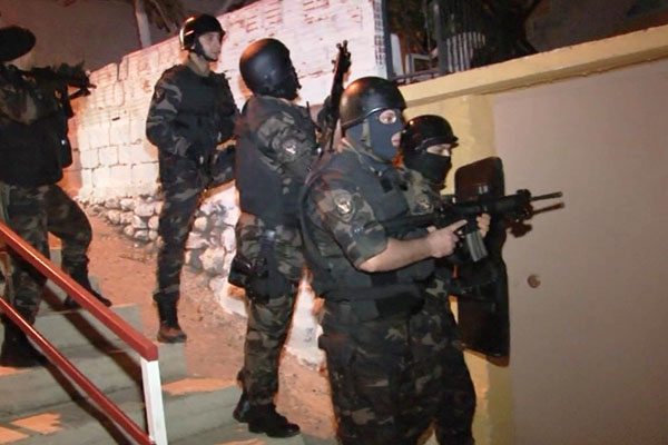 Bölgeye özel harekat timleri sevk edildi