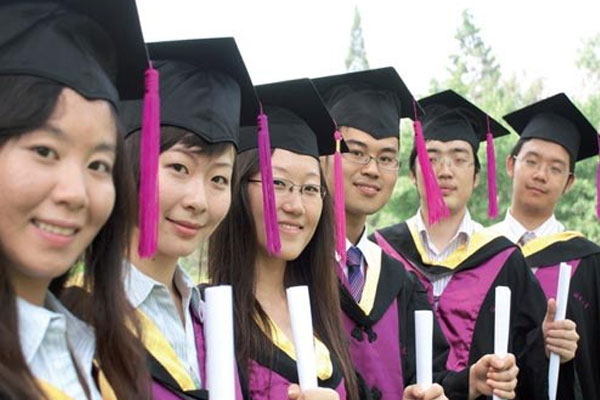 Çin'de yüksek eğitim ücretsiz hale getirilecek