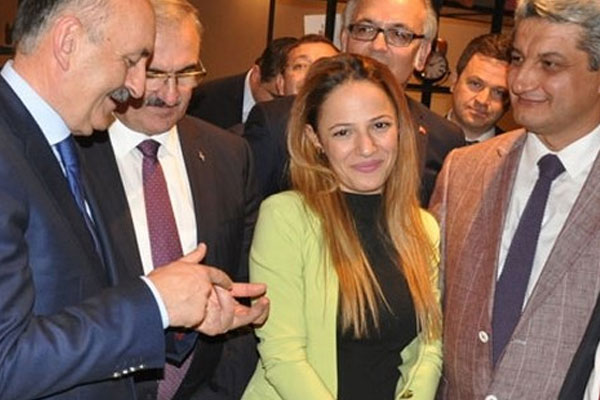 Bakanın iş teklifini reddetti