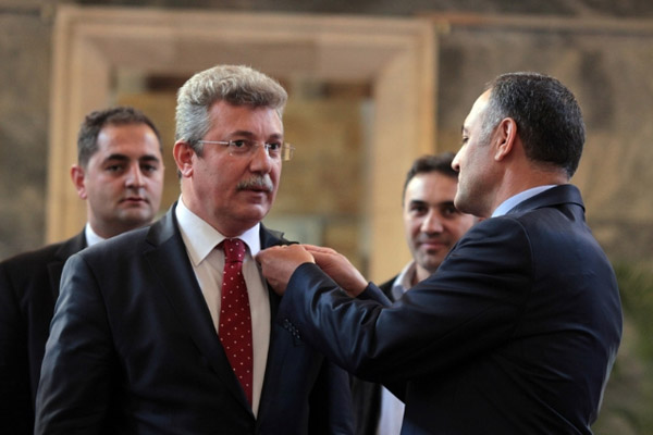 Kaydını yaptıran ilk vekil oldu