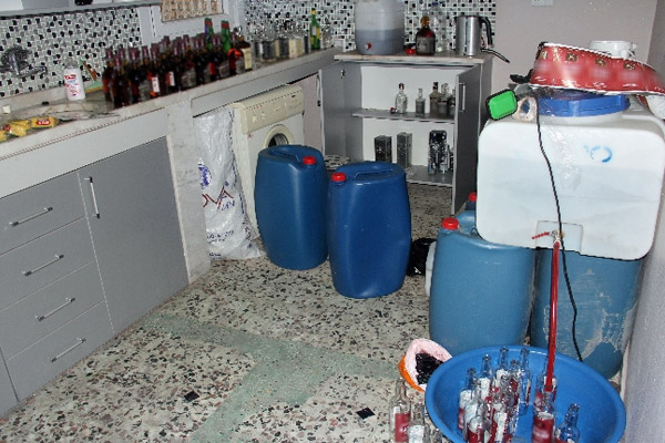 Sahte içkinin içinden çıkanlar şaşırttı