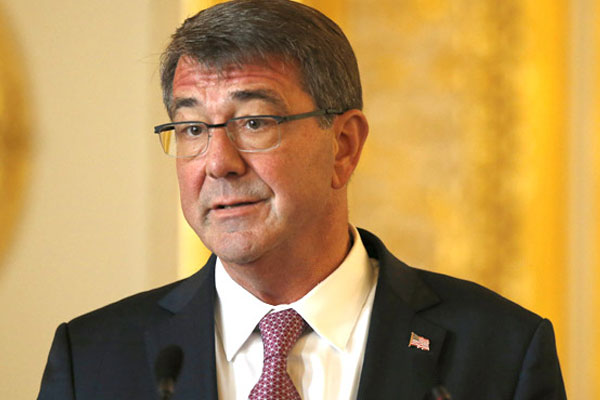 Carter'den Güney Çin Denizi'ne ziyaret