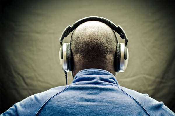 'FETÖ' ünlü isimleri de dinledi iddiası