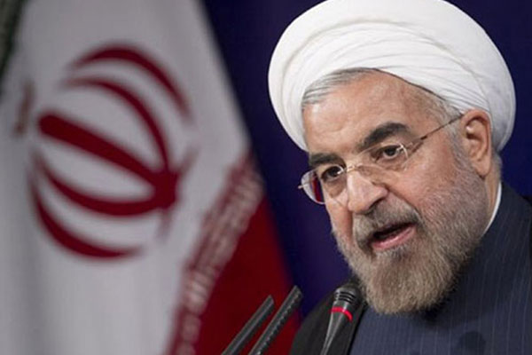 Ruhani'den muhafazakarlara tepki