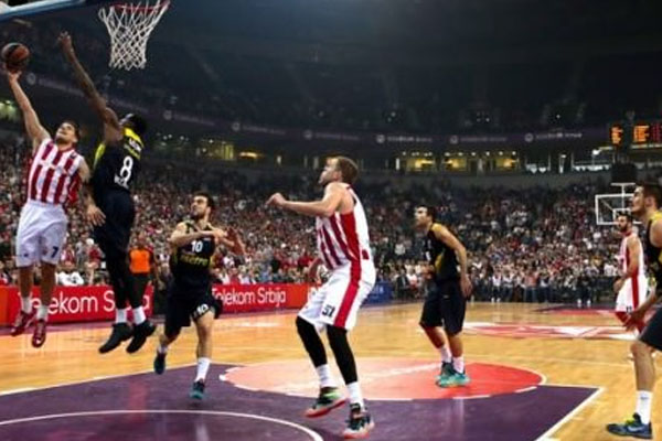 Fenerbahçe, Kızılyıldız'ı farklı yendi