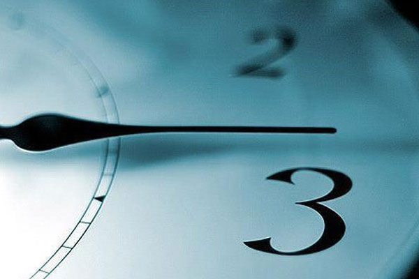 Bugün saatler geri alındı