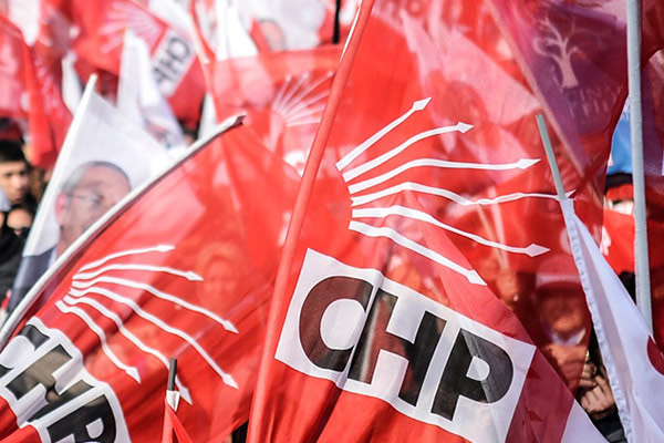 CHP'de olağanüstü kurultay çağrısı