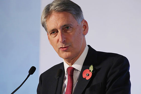 İngiltere: Esed'i sadece Putin ikna edebilir