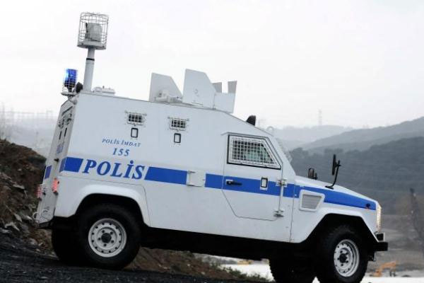 Polise roketli saldırı kamerada
