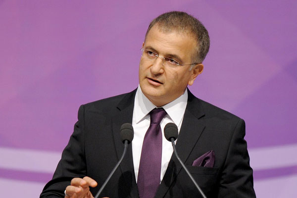 Dumanlı hakkında 'tutuklama' kararı