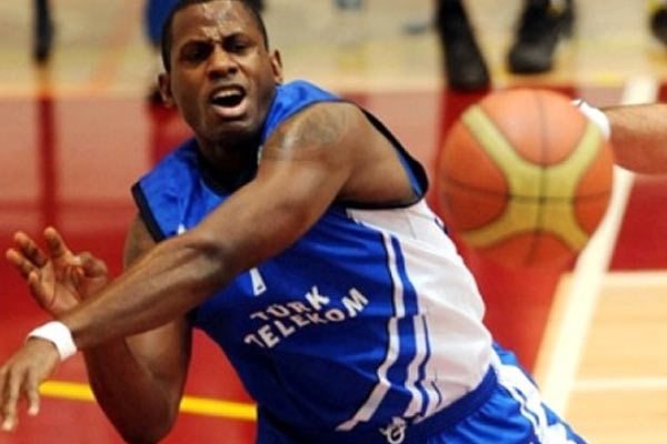 Türk basketbolcu ölü bulundu