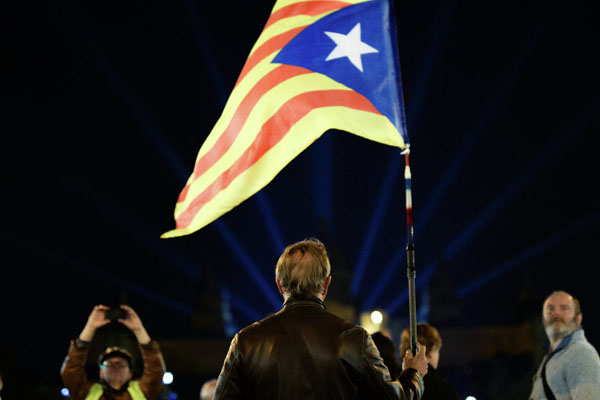 Katalonya’nın bağımsızlık girişimi durduruldu