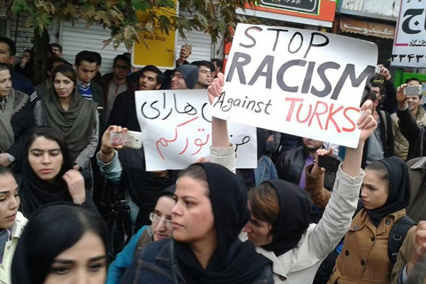 Azerbaycan Türklerinden 'ırkçılık' isyanı