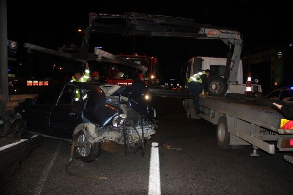 E-5'te korkunç kaza: 1 ölü, 4 yaralı