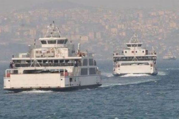 Çanakkale Boğazı fırtına nedeniyle gemi geçişlerine kapatıldı!