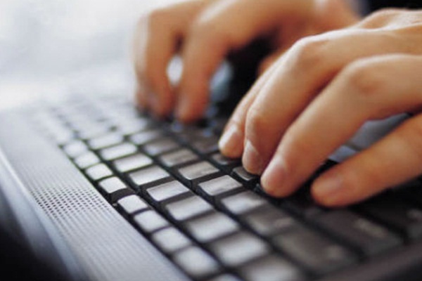 İnternete sorulmadan çorap bile alınmıyor