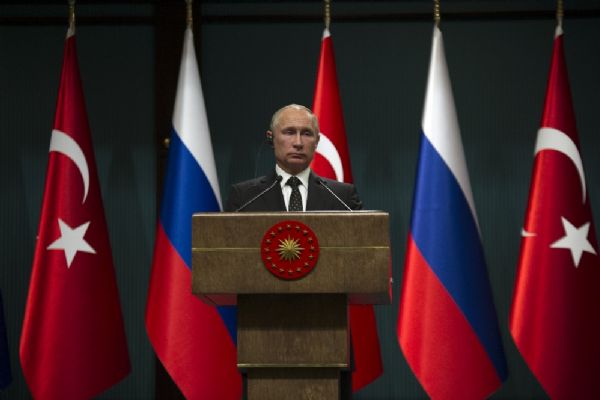 Vladimir Putin: ABD'nin kararı bölgedeki durumu daha da kötüleştirmekte