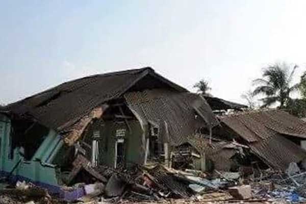 Budistler, Arakan’da 17 camiden 16'sını yıktı!