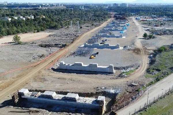 Devlet Bahçeli Köprüsü'nün çelik kirişleri hazır