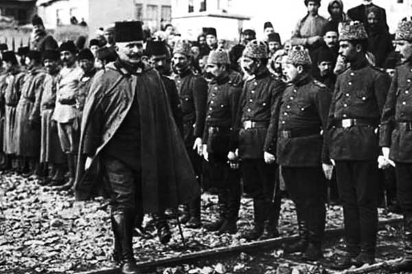 'Fahrettin Paşa' beyaz perdede destek bekliyor