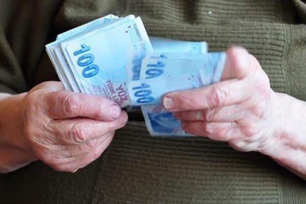 Emeklilerle ilgili önemli düzenleme!