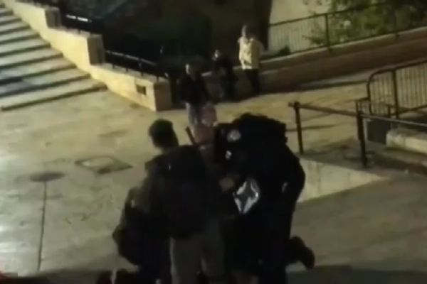 İsrail askerlerinin saldırısı bitmiyor: 26 kişi yaralandı