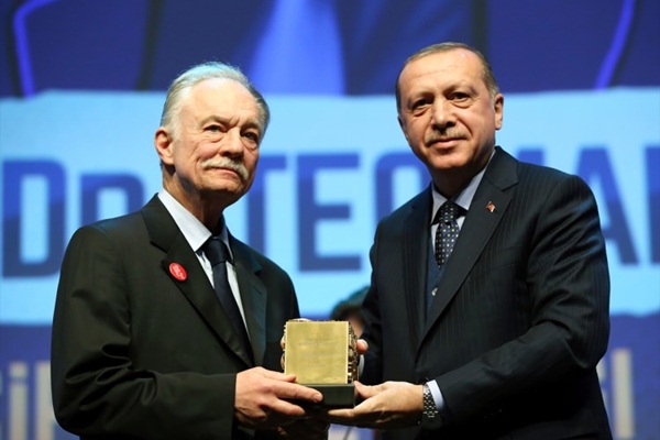 4. Necip Fazıl Ödüleri sahiplerini buldu