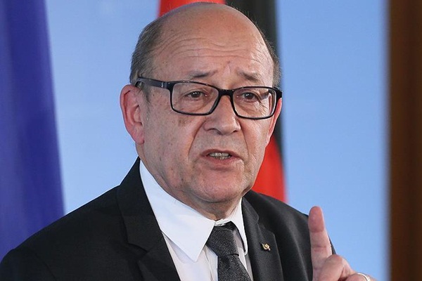 Fransa elçiliğini Kudüs'e taşıma niyetinde değil