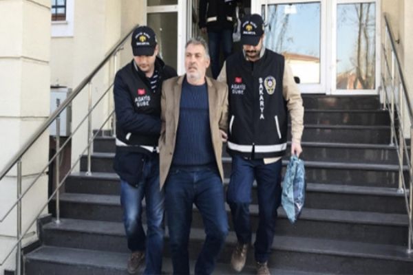 Sakarya'da cinayet şüphelisi 3 yıl sonra sahte kimlikle yakalandı