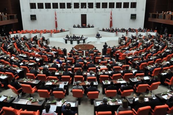 Bütçe görüşmelerinde gerginlik!