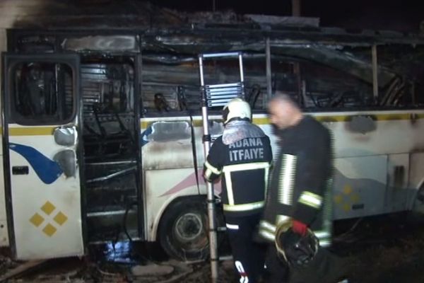 Adana'da kaza: En az 10 yaralı