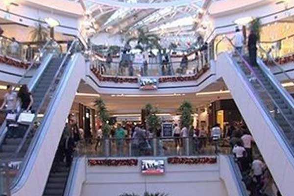 Alışveriş merkezlerinden 110 milyar TL ciro yaptı