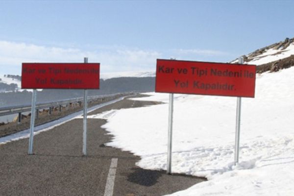 Ardahan- Ardanuç Karayolu 6 ay trafiğe kapatıldı!