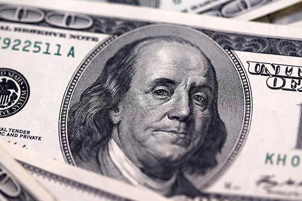 Dolar/TL haftaya düşüşle başladı