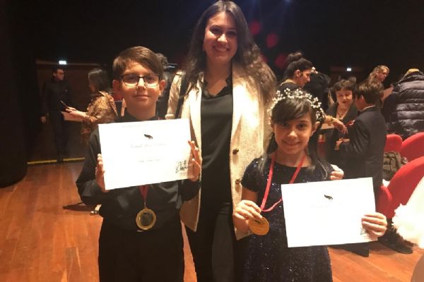 İtalya'da Türk öğrencilerden çifte birincilik